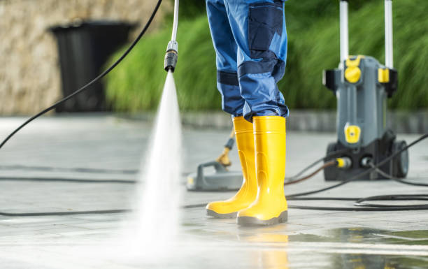 Why Choose Our Certified Pressure Washing Experts for Your Project Needs in Carbon Hill, AL?